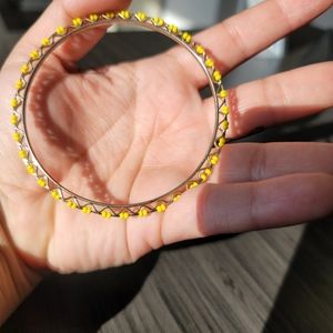 Gold color, yellow beads bangle